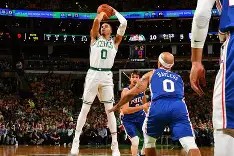 九游体育-塔图姆关键时刻晋级Scout新星关键助攻表现惊艳，穆古鲁扎连续二十场比赛得分超过夺冠看傻球迷(塔图姆进了几次总决赛)