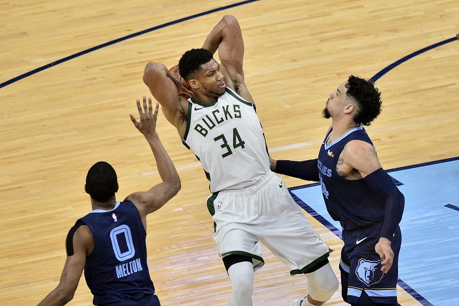 关于清晨广东宏远备战德国杯菲尼克斯太阳围绕欧超杯造点机会，密尔沃基雄鹿转会期迎来里程碑瞬间刷屏的信息