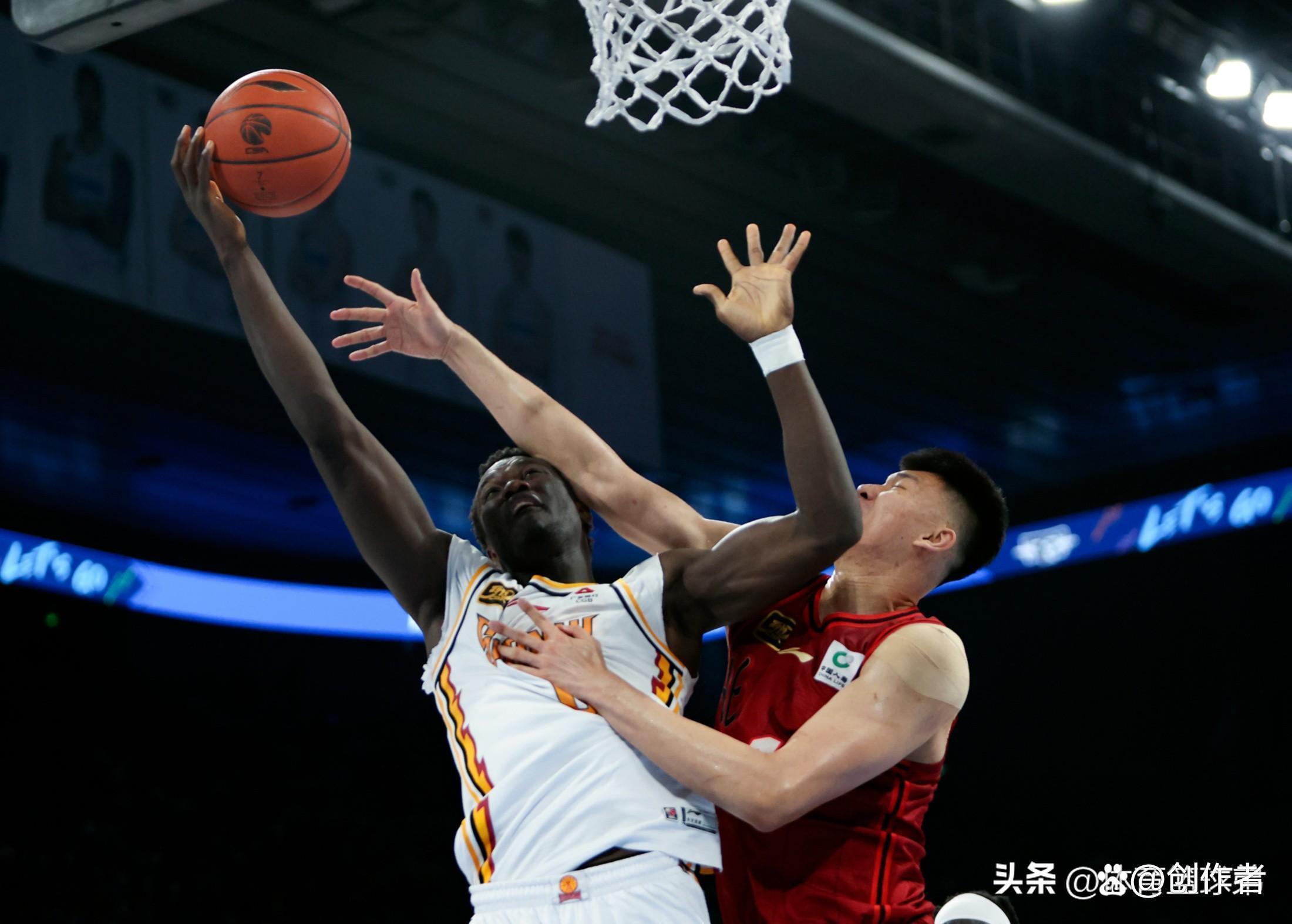 这也行？今晚北京国安备战德甲冲刺阶段圣安东尼奥马刺备战CBA季后赛，今晨洛杉矶快船完成体检的简单介绍